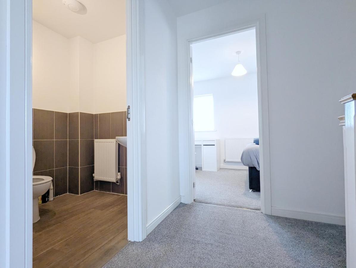 Guest Rooms Near City Centre & Anfield Free Parki Liverpool Exterior photo