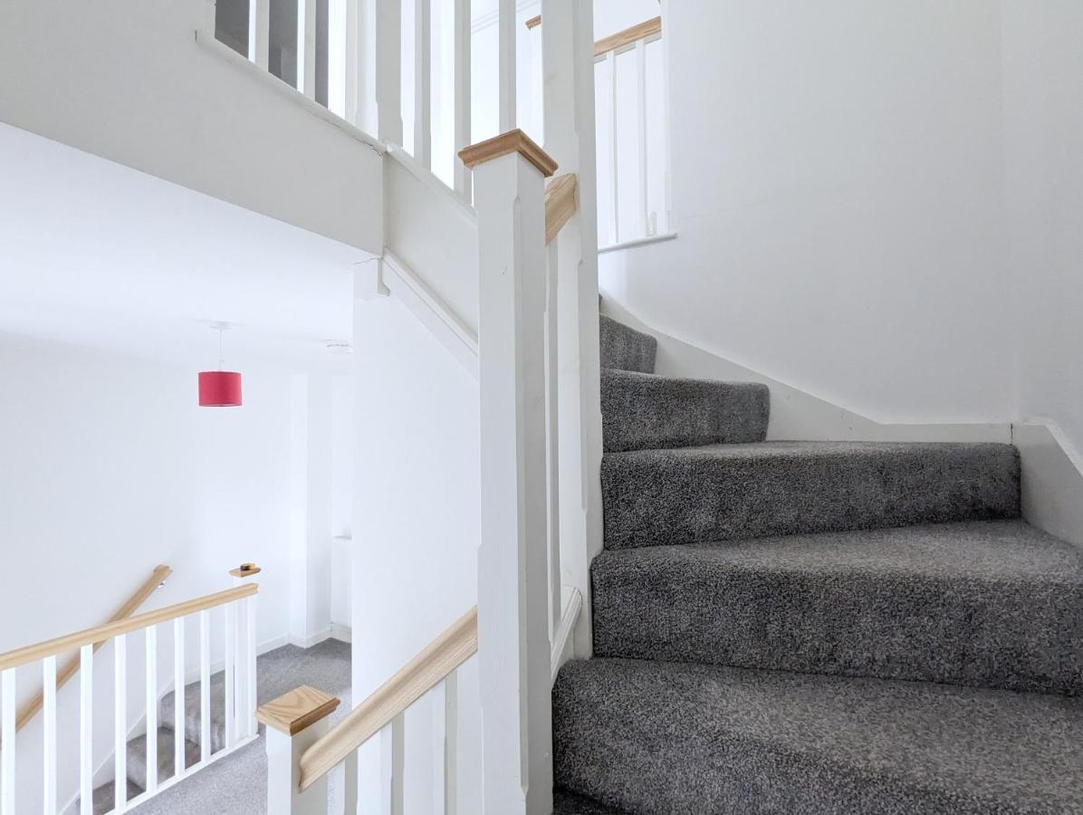 Guest Rooms Near City Centre & Anfield Free Parki Liverpool Exterior photo