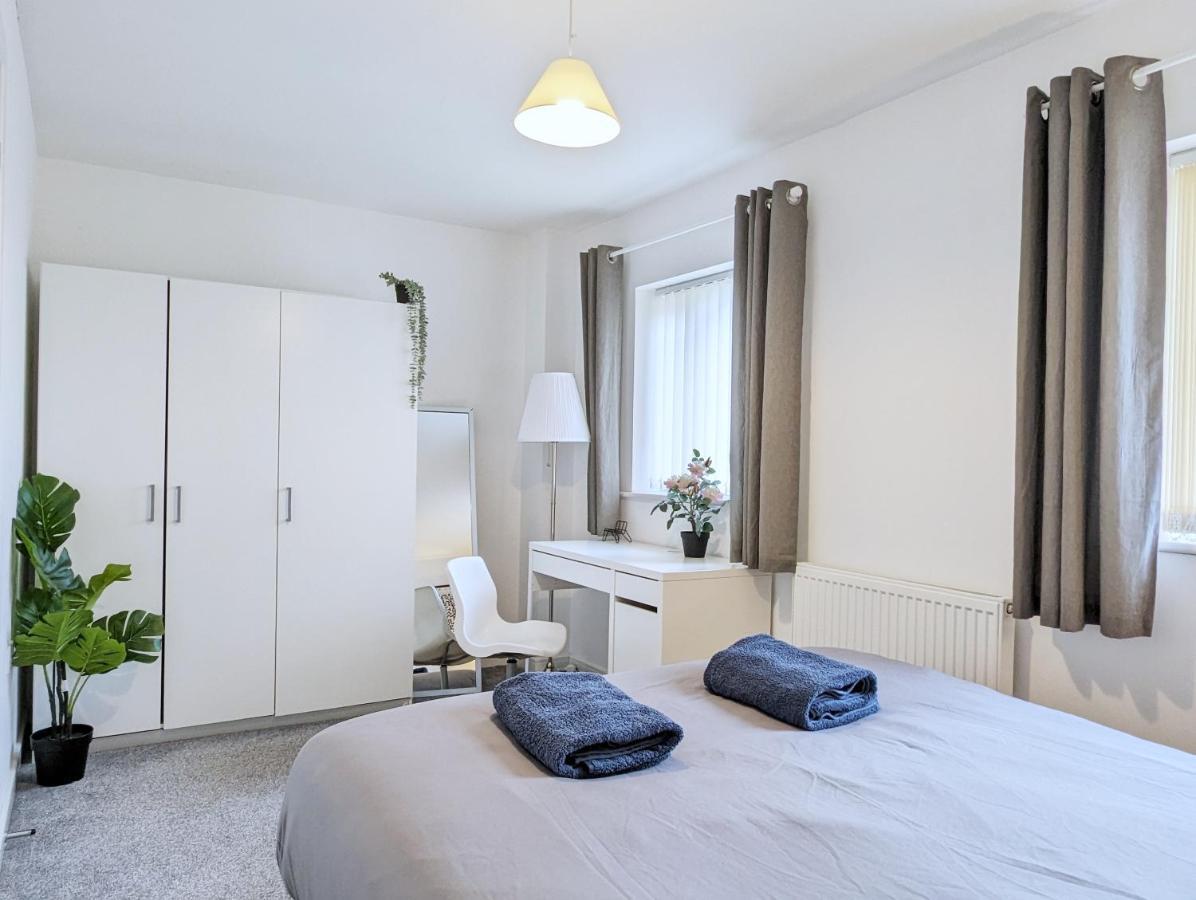Guest Rooms Near City Centre & Anfield Free Parki Liverpool Exterior photo