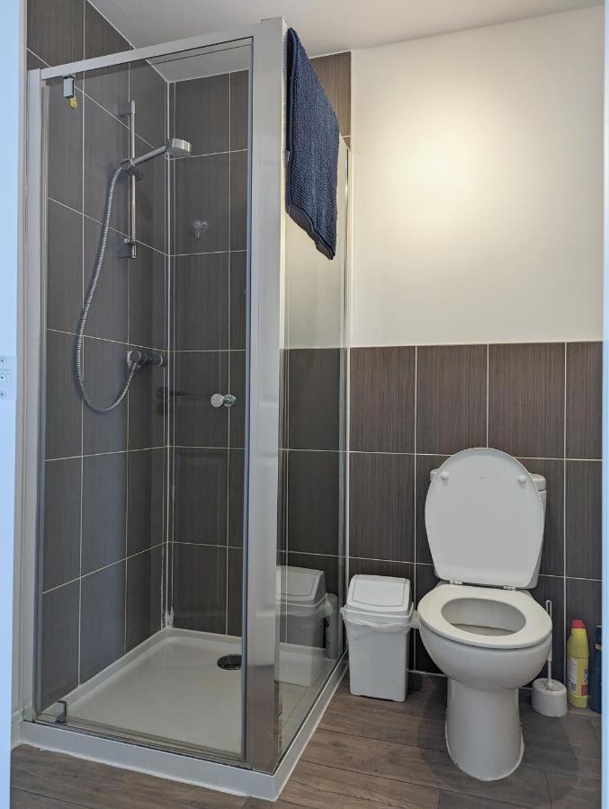 Guest Rooms Near City Centre & Anfield Free Parki Liverpool Exterior photo