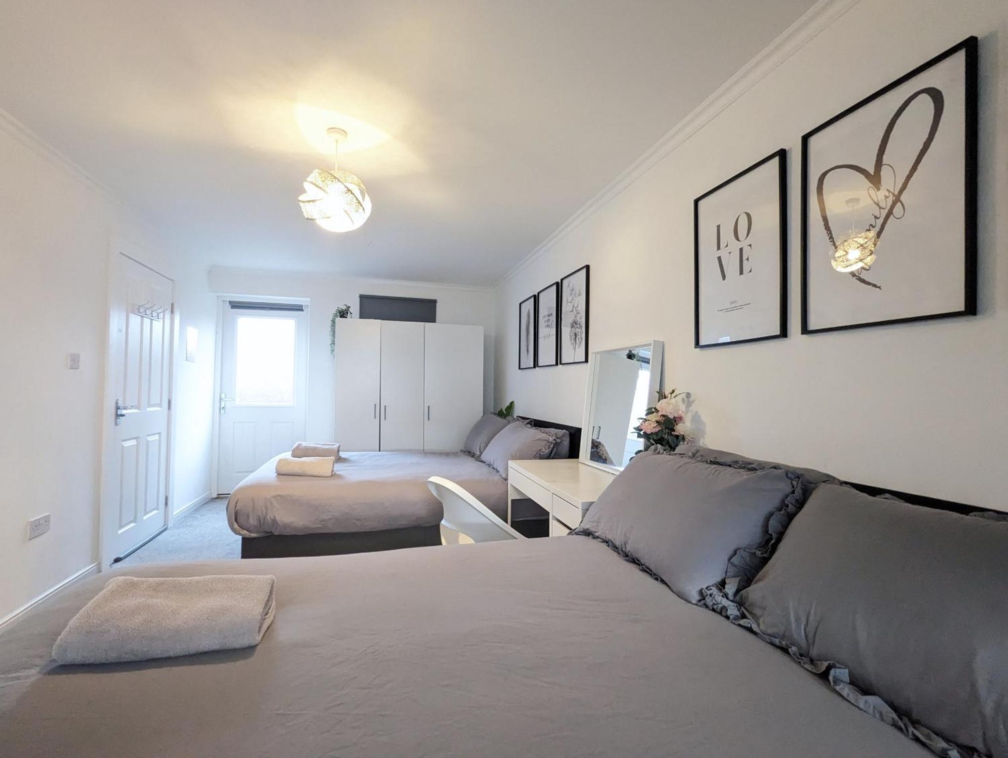 Guest Rooms Near City Centre & Anfield Free Parki Liverpool Exterior photo