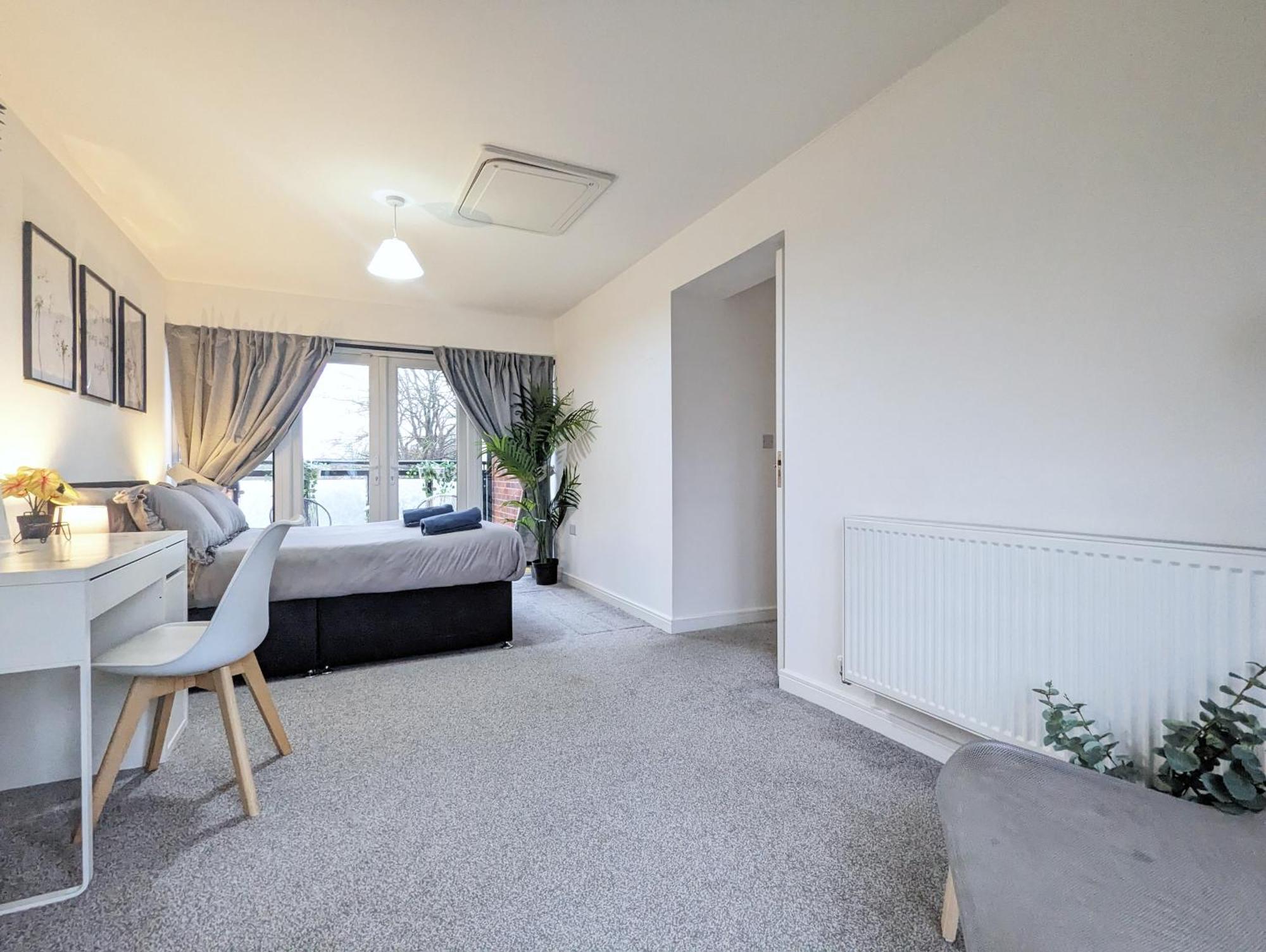 Guest Rooms Near City Centre & Anfield Free Parki Liverpool Exterior photo